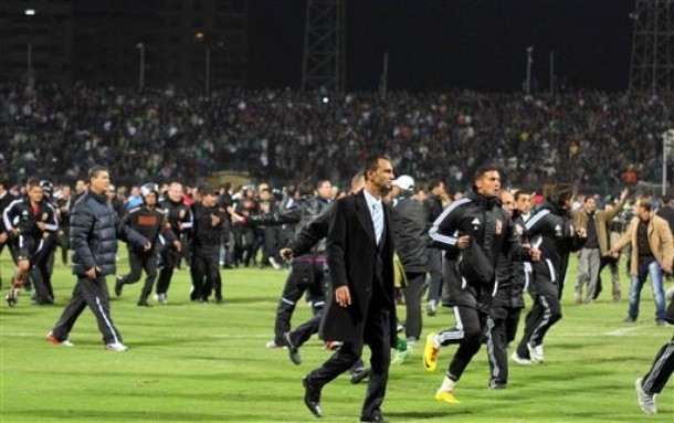 Тридневен траур в Египет след 74-те футболни трупа