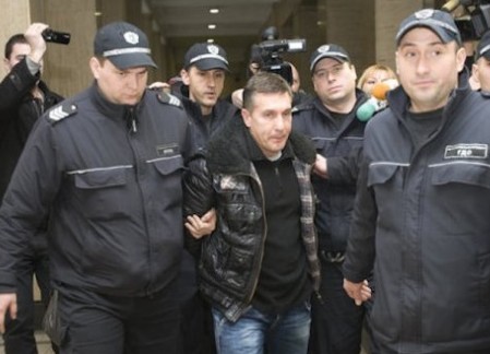 Съдът остави Кленовски в ареста