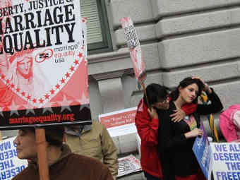 Забраната на еднополови бракове в Калифорния се оказа неконституционна