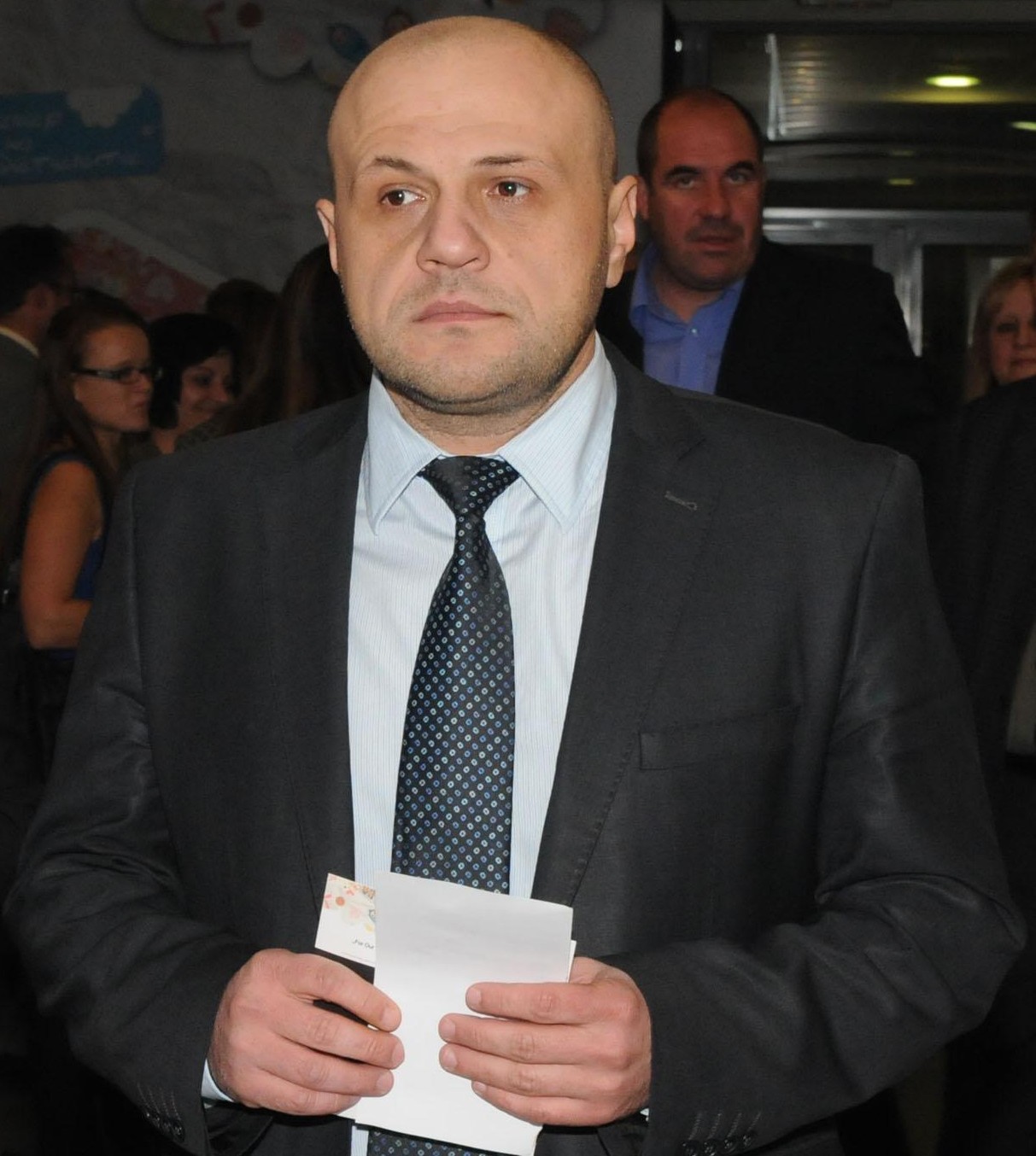 Томислав Дончев: Бонусите да се дават с ясни правила