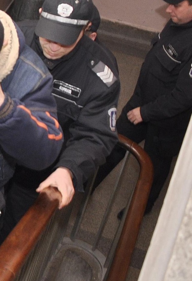 Арестуваха сводница с две жрици в хотел “Мерилин”