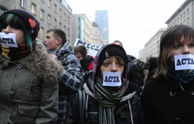 Румъния и Австрия също спряха ратификацията на ACTA 