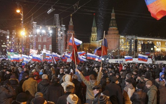 100 000 празнуват триумфа на Путин