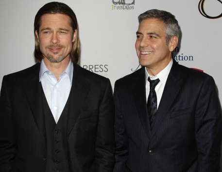 Клуни и Пит стават гей двойка