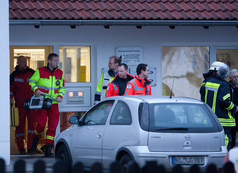 Маниак застреля двама лекари, рани полицай и се самоуби в клиника в Германия   