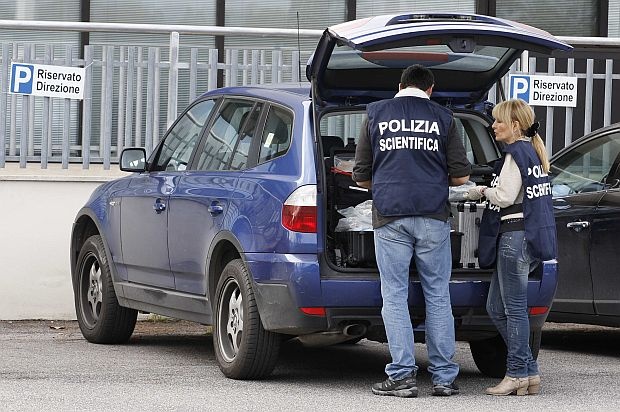 Спипаха българин в Италия за трафик на хора 