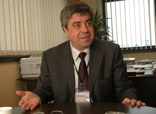 Николай Галчев разтури благоеградския си офис заради кризата 