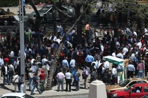 Адско земетресение от 7,6 разтърси Мексико (ВИДЕО)