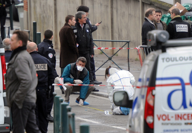 Убиецът от Тулуза заснемал с камера нападенията