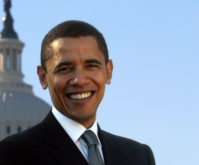 Барак Обама продължава да води на Мит Ромни 