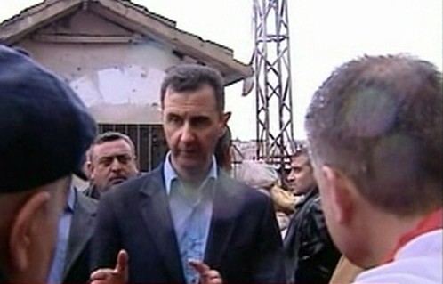 Обстрелваха кортежа на Башар Асад