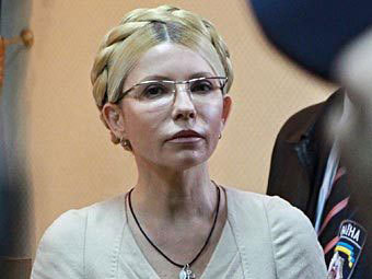 Искат от Тимошенко 2,4 милиона долара