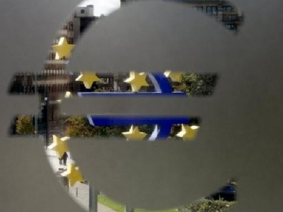 Еврозоната увеличи спасителния фонд до 800 млрд. евро