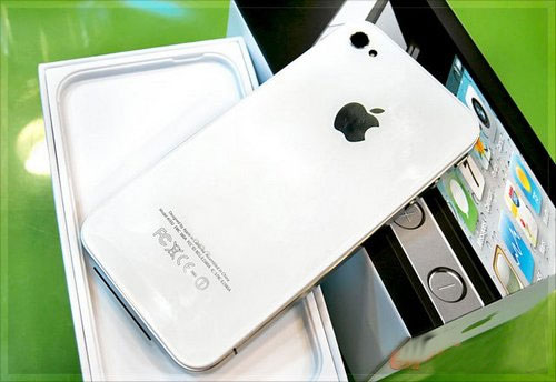 В Турция спипаха контрабандни iPhone 4S 
