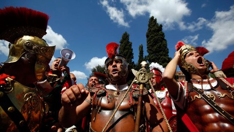 Гладиатори вдигнаха бунт в Рим