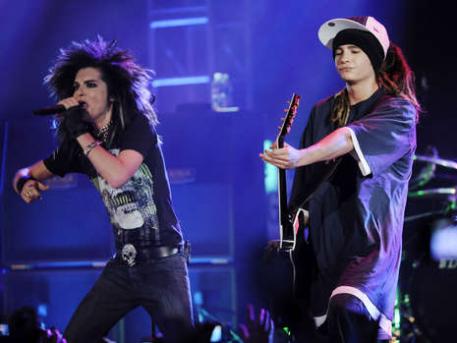 Бил и Том от Tokio Hotel са душевно болни