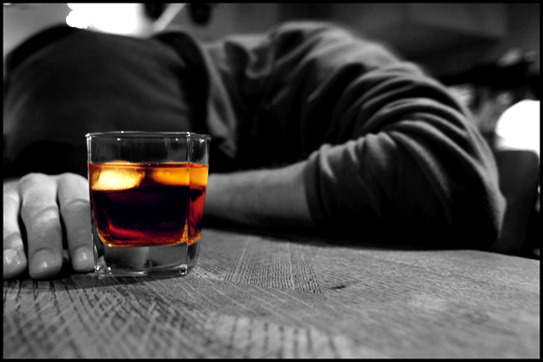 Българинът намалява алкохола