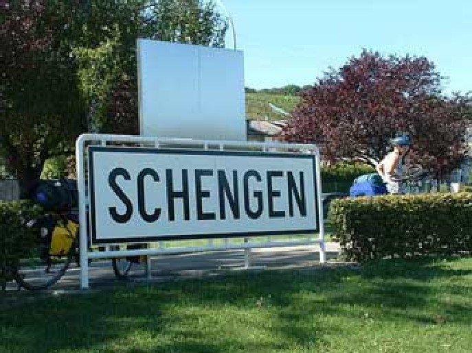 Холандия пак ни спъна за Шенген 