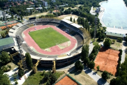 Стадион &quot;Пловдив&quot; може и да не се бута