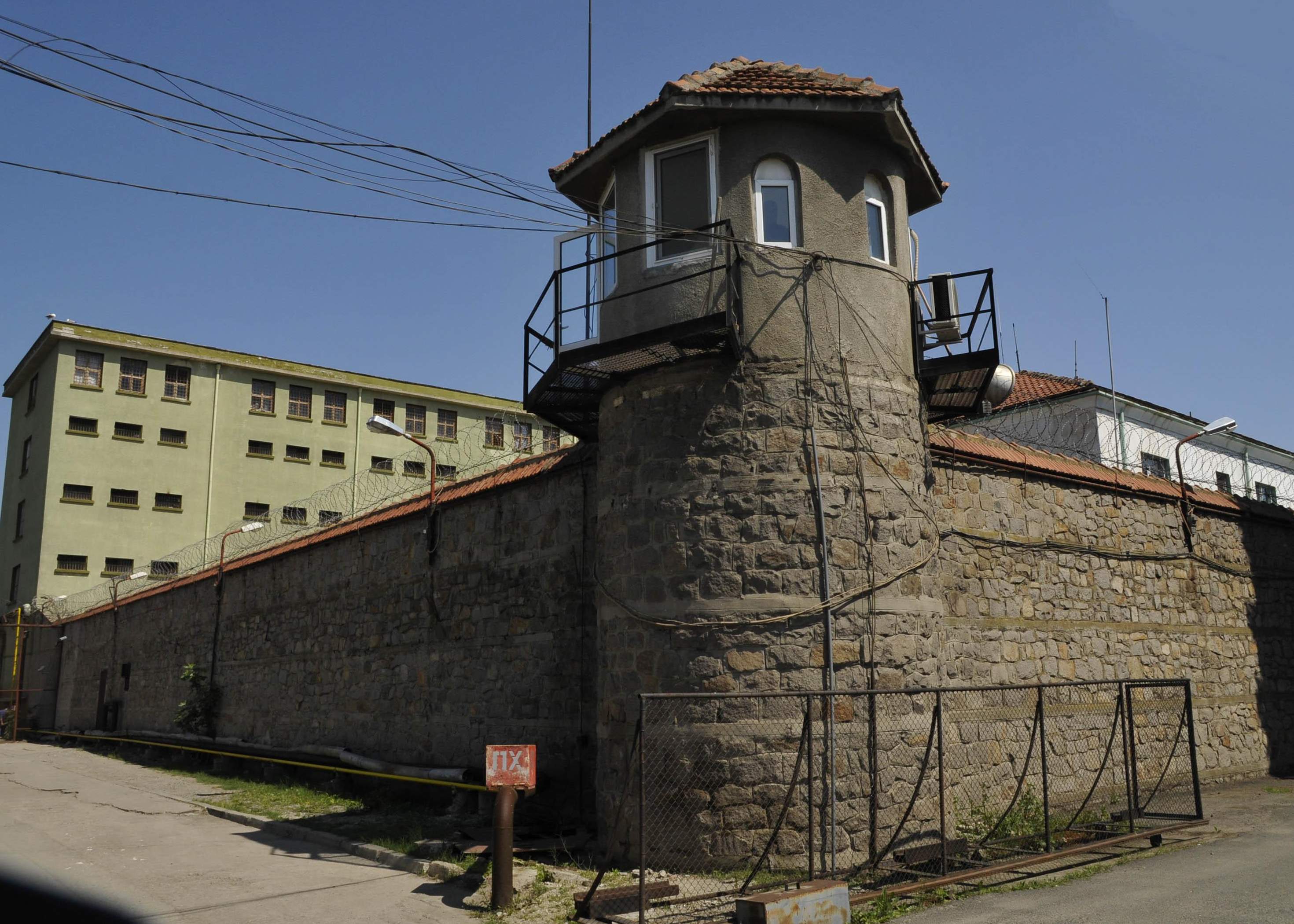 ВИП затворници си плащат златен абонамент  в  Бургас