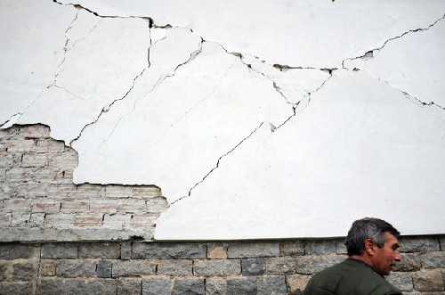 1500 ченгета са помагали при бедствията в София и Перник