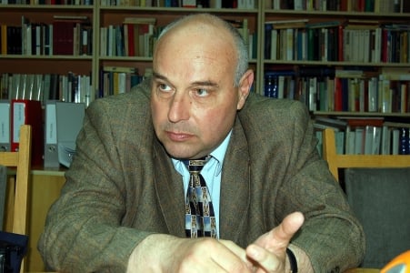 Почина топ юристът Борислав Люцканов