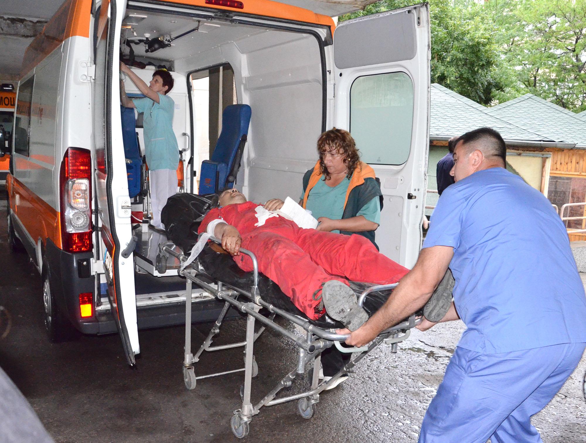 Инцидент в Пловдив: Градски автобус помете жена на пешеходна пътека