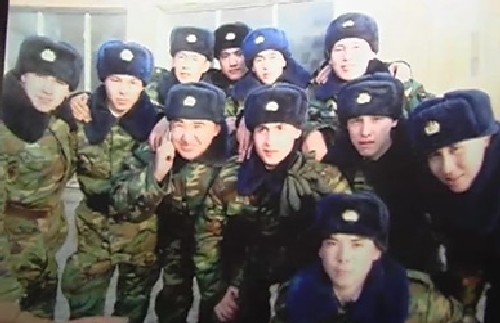 Откачилият военен призна за убийствата на заставата в Казахстан (ВИДЕО)