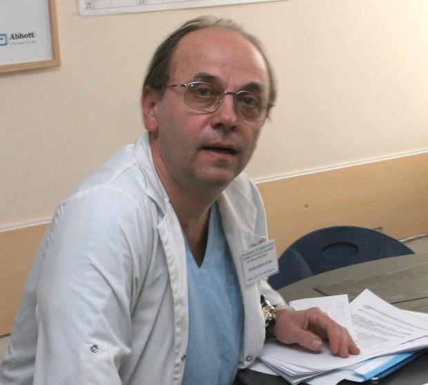 Професор Хаджийски: Ще оперираме повторно проф. Бусарски, ако състоянието му позволява
