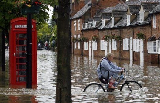 Потоп и във Великобритания