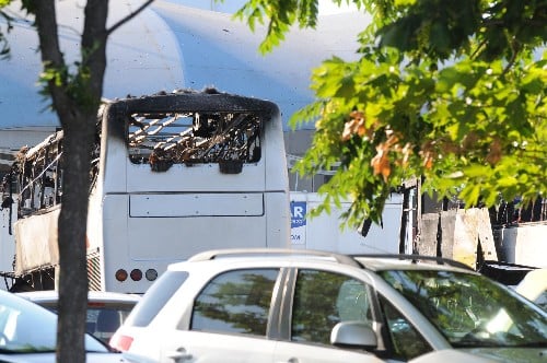 Терорист-камикадзе окървавил летището в Бургас