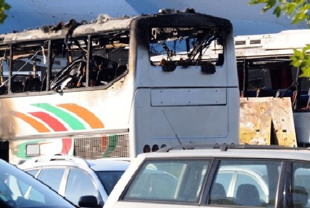 Завръщането на черния, обгорял автобус ужаси из основи израелците 