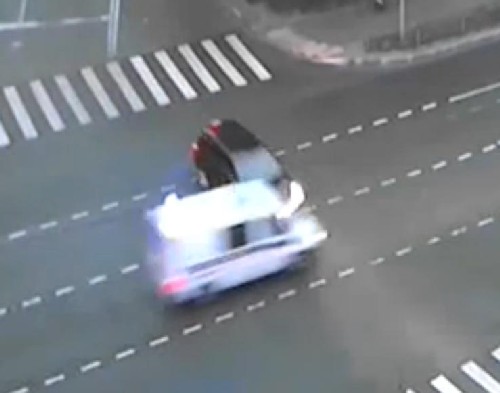 Шофьор на линейка спаси пешеходци от прегазване (ВИДЕО)