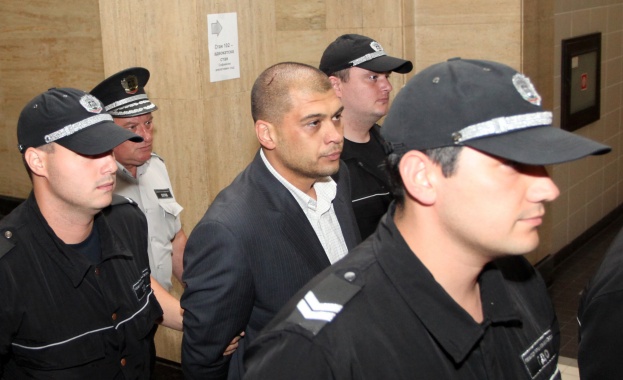 Ексдепутатът Димитър Аврамов лапал подкупи от бизнесмени и преди арестуването му