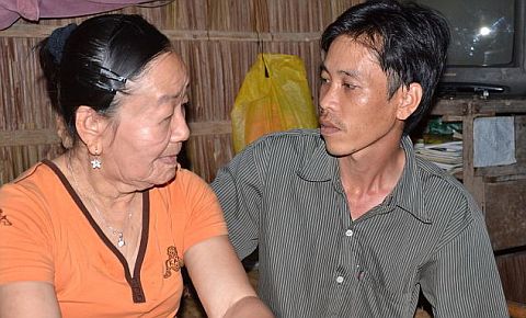 Страшна болест: Алергия превърна в бабичка млада виетнамка за броени дни 
