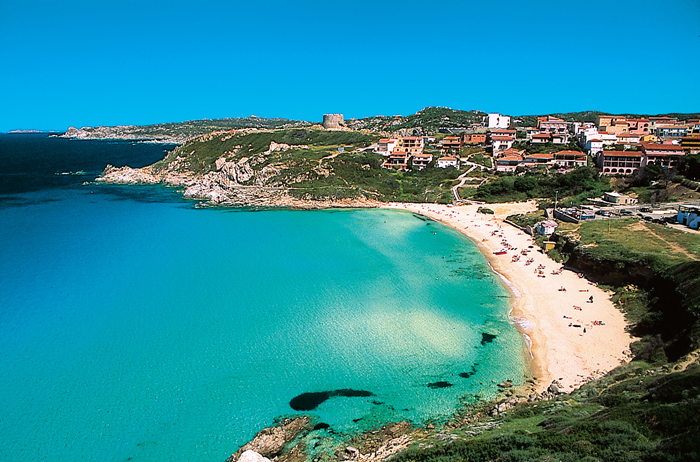 Няма да повярвате какво крадат масово от Сардиния туристите