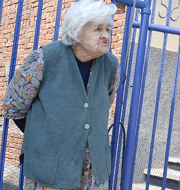 Поредна жертва: Баба даде 6 000 лева на измамник 