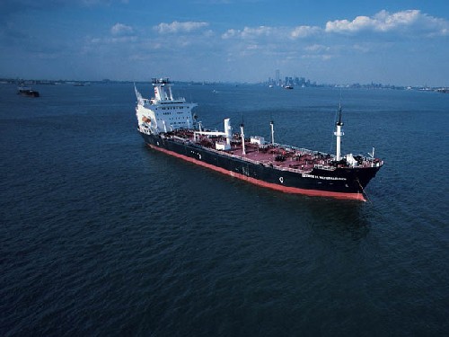 Пирати отвлякоха танкер до бреговете на Того 