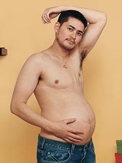 Първият бременен мъж готов да зачене за четвърти път 