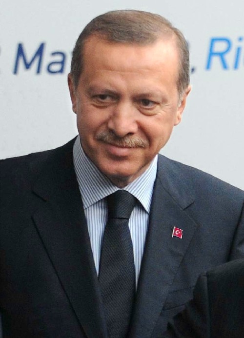 Реджеп Тайип Ердоган остава лидер на ПСР 