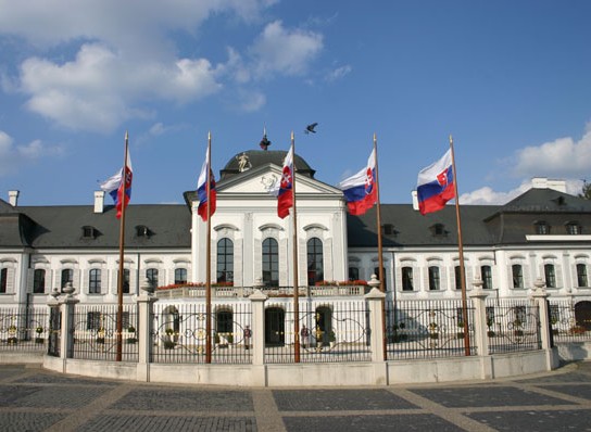 И Словакия гони руски дипломати