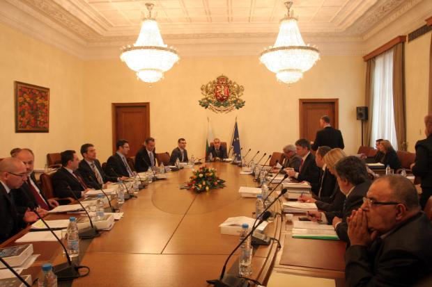 Министрите без пари за участие в съвети и комисии