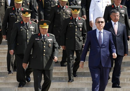 Осъдените турски генерали планирали да убият Ердоган с кола бомба