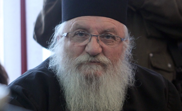 Отец Иван: Патриарх Максим спаси църквата