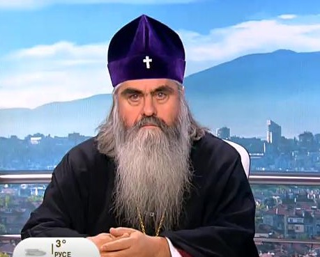 Дядо Кирил заплаши митрополит Николай с наказание