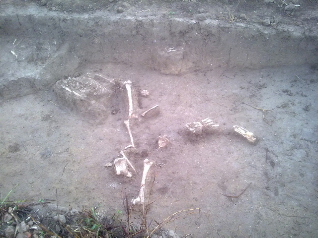 Първо в БЛИЦ: Разкриха 58 гроба от три епохи в некропол край Мартен (СНИМКИ)