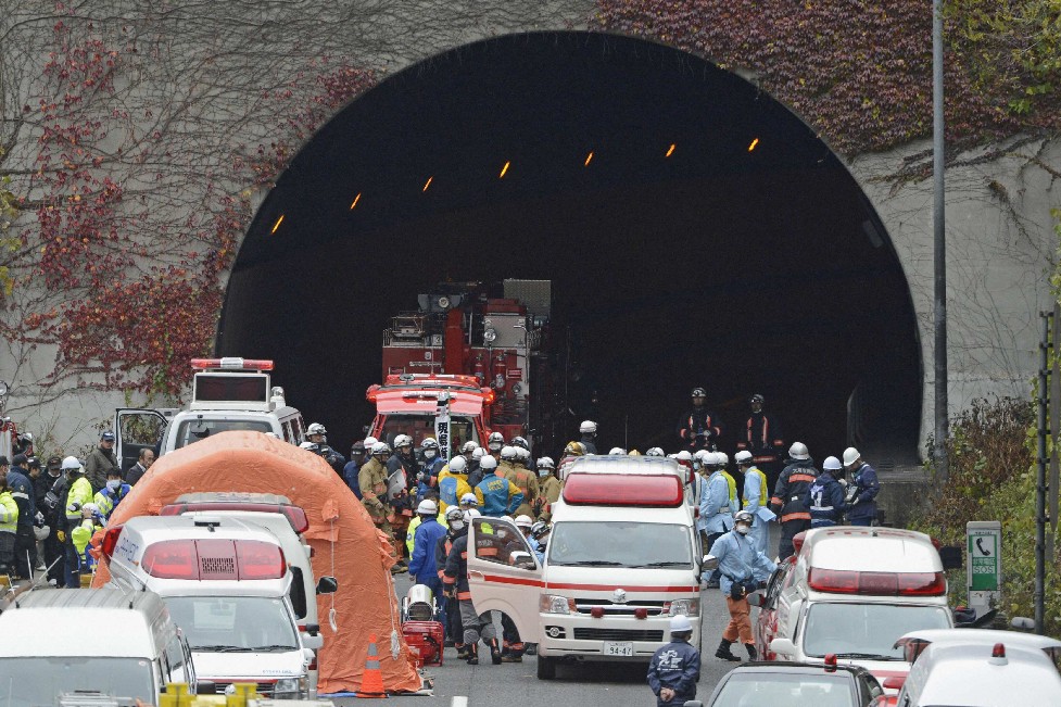Стари болтове са причината за смъртта в тунела в Япония 