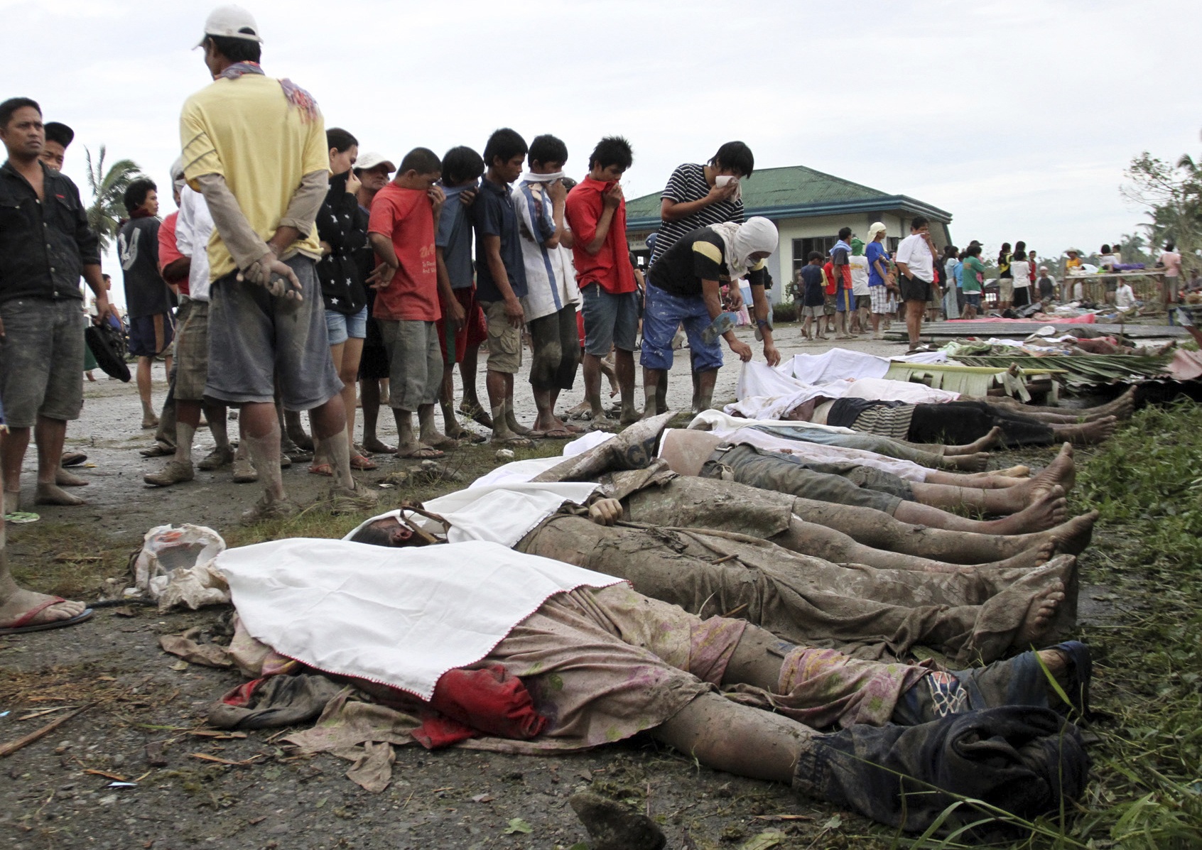 Тайфунът &quot;Бофа&quot; почерни Филипините - 230 жертви