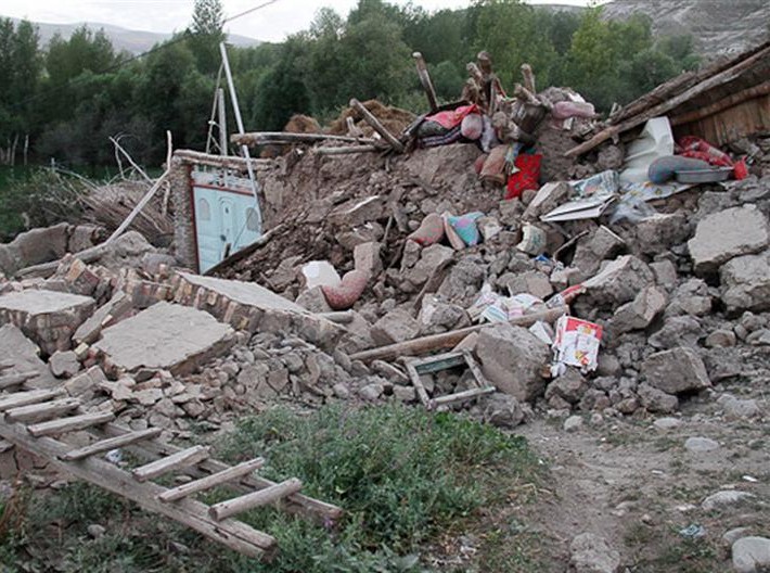 Най-малко петима души загинаха в резултат на земетресение в Иран 