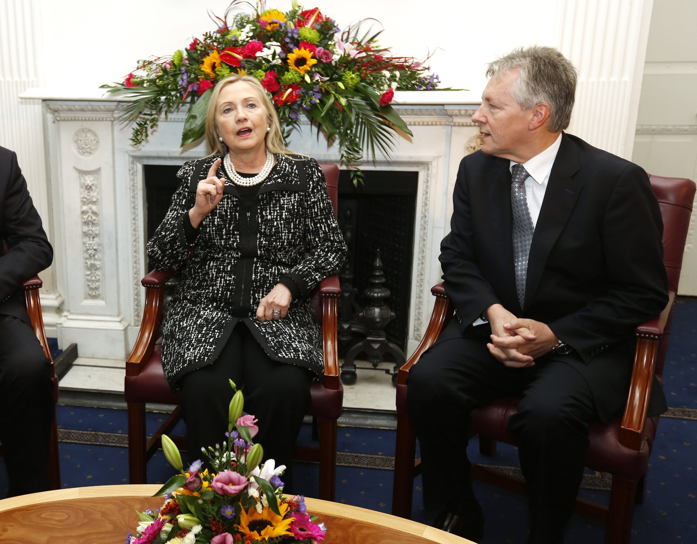 Бомба за Хилари Клинтън в Ирландия 
